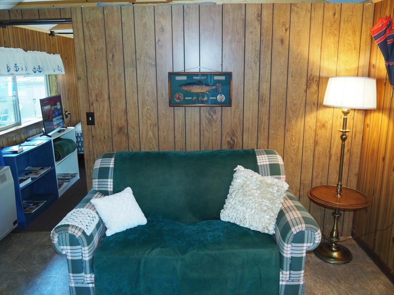 Sleeping Bear Riverside Cabins - Cabin #1 Honor Exterior photo